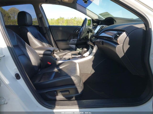 Продаж на аукціоні авто 2017 Honda Accord Hybrid Ex-l, vin: JHMCR6F55HC018625, номер лоту: 44898903