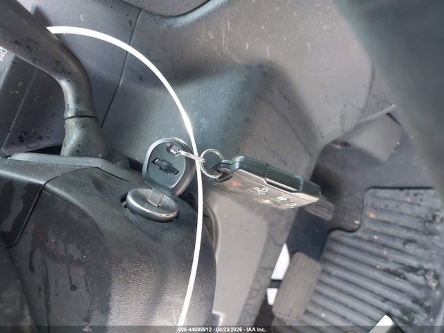 3GCPWBEK6NG155383 Chevrolet Silverado 1500 Ltd 2wd Short Bed Custom