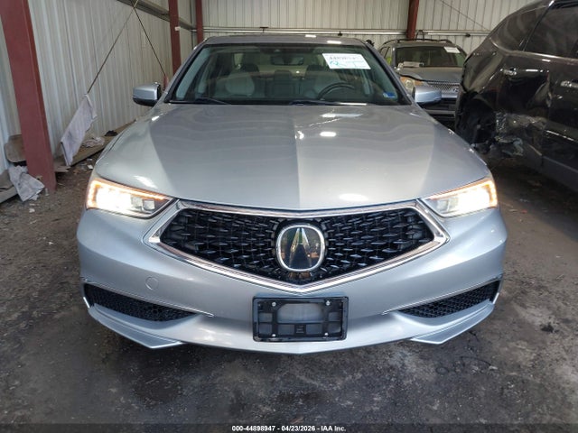2018 Acura Tlx მანქანა იყიდება აუქციონზე, vin: 19UUB1F39JA011448, აუქციონის ნომერი: 44898947