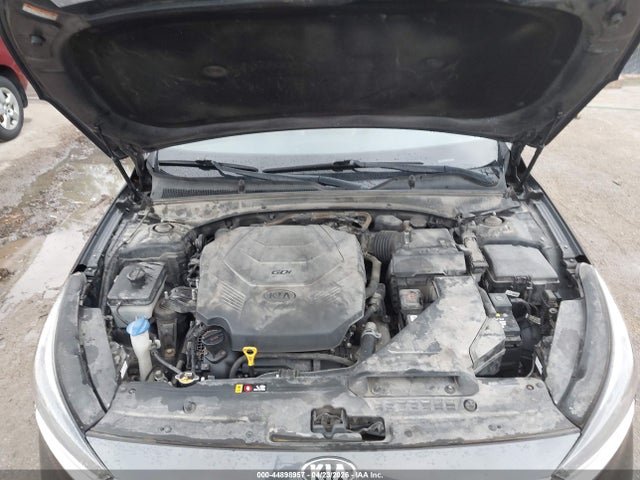 44898957 :رقم المزاد ، KNALB4J18J5105067 vin ، 2018 Kia Cadenza Premium مزاد بيع