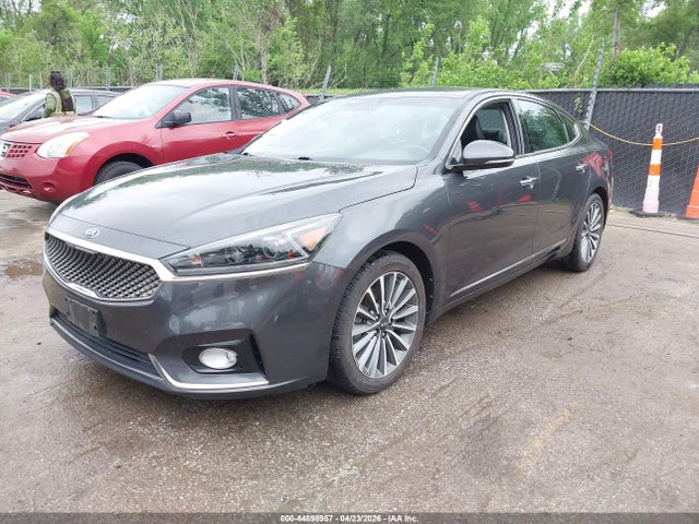 44898957 :رقم المزاد ، KNALB4J18J5105067 vin ، 2018 Kia Cadenza Premium مزاد بيع