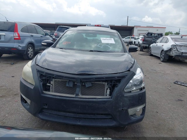 Продажа на аукционе авто 2015 Nissan Altima 2.5 Sv, vin: 1N4AL3AP0FC131550, номер лота: 44898981