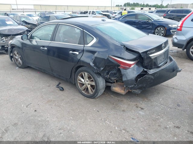 Продажа на аукционе авто 2015 Nissan Altima 2.5 Sv, vin: 1N4AL3AP0FC131550, номер лота: 44898981