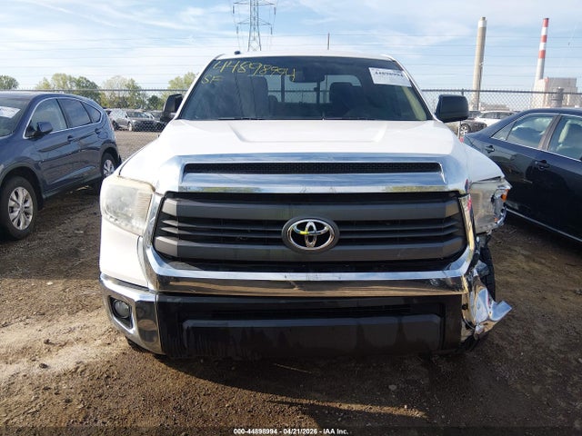 Aukcja sprzedaży 2015 Toyota Tundra Sr5 5.7l V8, vin: 5TFUW5F11FX452049, numer aukcji: 44898994