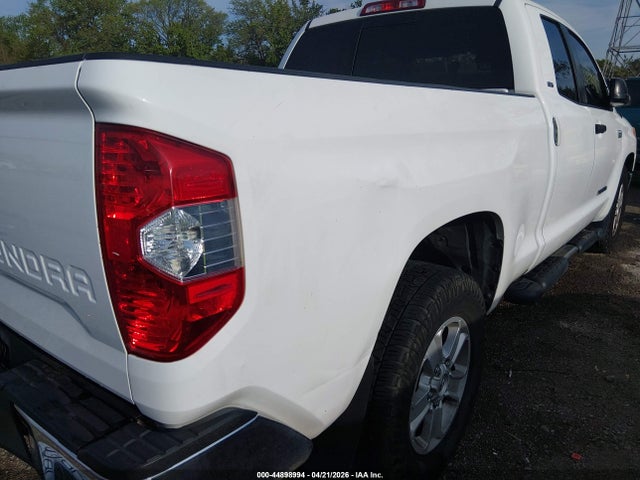 Aukcja sprzedaży 2015 Toyota Tundra Sr5 5.7l V8, vin: 5TFUW5F11FX452049, numer aukcji: 44898994