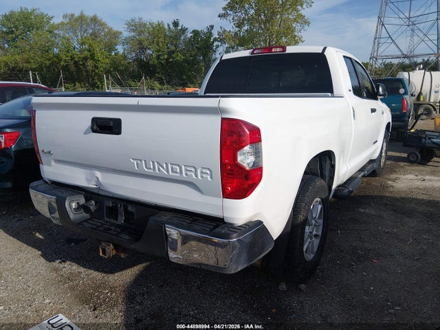 Aukcja sprzedaży 2015 Toyota Tundra Sr5 5.7l V8, vin: 5TFUW5F11FX452049, numer aukcji: 44898994