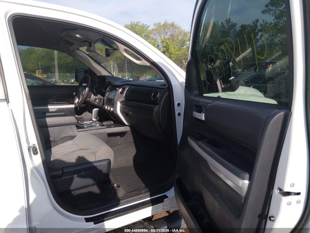 Aukcja sprzedaży 2015 Toyota Tundra Sr5 5.7l V8, vin: 5TFUW5F11FX452049, numer aukcji: 44898994