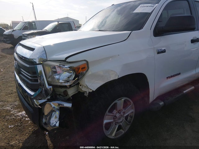 Aukcja sprzedaży 2015 Toyota Tundra Sr5 5.7l V8, vin: 5TFUW5F11FX452049, numer aukcji: 44898994