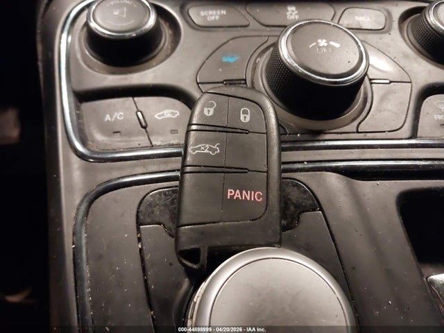 Продажа на аукционе авто 2016 Chrysler 200 S, vin: 1C3CCCBB6GN146005, номер лота: 44898999