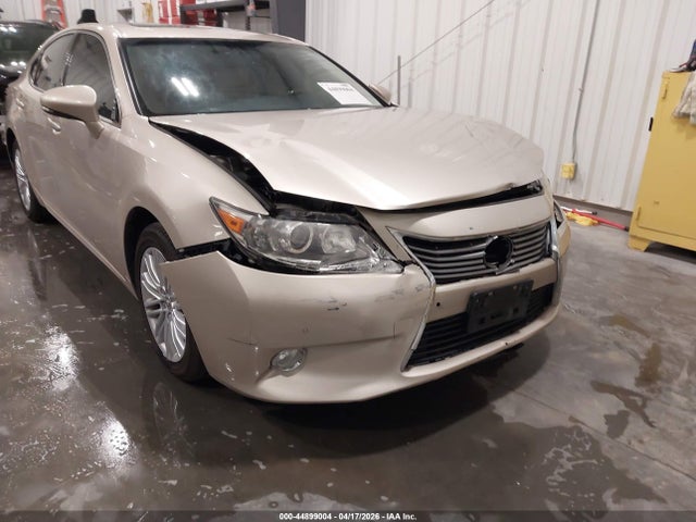 2013 Lexus Es 350 მანქანა იყიდება აუქციონზე, vin: JTHBK1GG5D2049229, აუქციონის ნომერი: 44899004