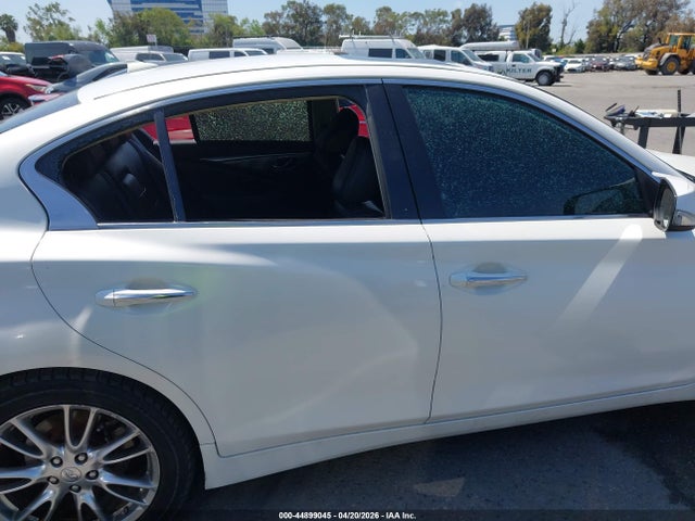 44899045 :رقم المزاد ، JN1BV7AP8FM335641 vin ، 2015 Infiniti Q50 Premium مزاد بيع