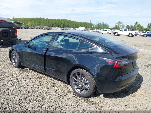 2021 Tesla Model 3 Standard Range Plus Rear-wheel Drive მანქანა იყიდება აუქციონზე, vin: 5YJ3E1EA9MF094571, აუქციონის ნომერი: 44899056