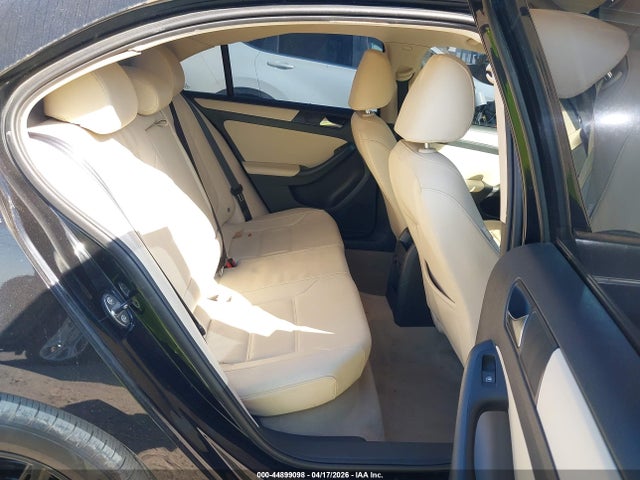 Продаж на аукціоні авто 2011 Volkswagen Jetta 2.5l Se, vin: 3VWDZ7AJ8BM322020, номер лоту: 44899098