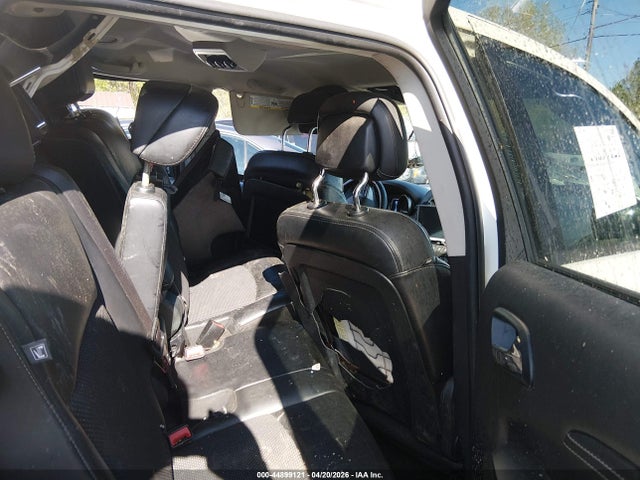 44899121 :رقم المزاد ، 3C4PDCGG2HT617860 vin ، 2017 Dodge Journey Crossroad Plus مزاد بيع
