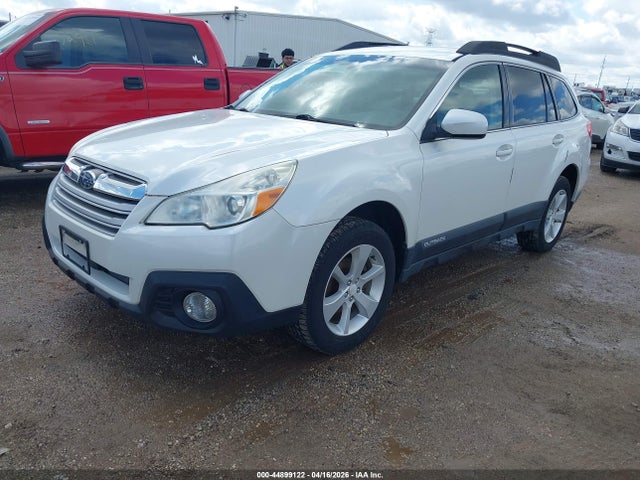 Продажа на аукционе авто 2013 Subaru Outback 2.5i Premium, vin: 4S4BRBCC4D3301922, номер лота: 44899122