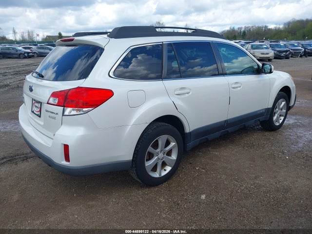 Продажа на аукционе авто 2013 Subaru Outback 2.5i Premium, vin: 4S4BRBCC4D3301922, номер лота: 44899122