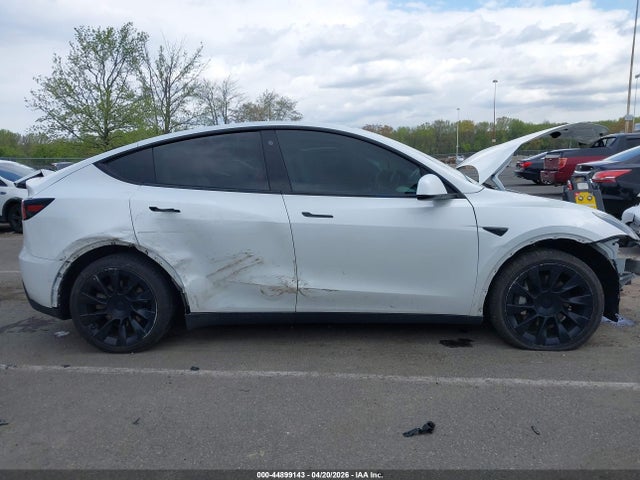44899143 :رقم المزاد ، 5YJYGDEE4MF179404 vin ، 2021 Tesla Model Y Long Range Dual Motor All-wheel Drive مزاد بيع