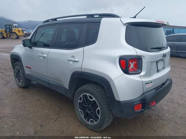 Jeep Renegade Trailhawk 2016 ZACCJBCT5GPD94627 Image 3
