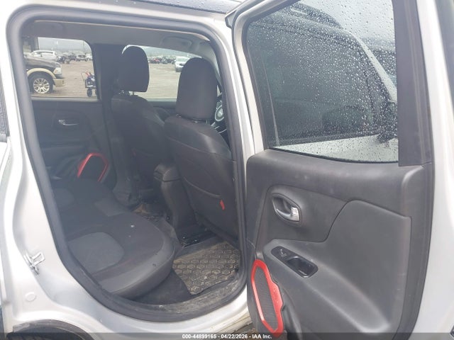 Jeep Renegade Trailhawk 2016 ZACCJBCT5GPD94627 Image 8