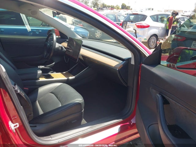 Продаж на аукціоні авто 2019 Tesla Model 3 Long Range/mid Range/standard Range/standard Range Plus, vin: 5YJ3E1EA8KF402472, номер лоту: 44899200
