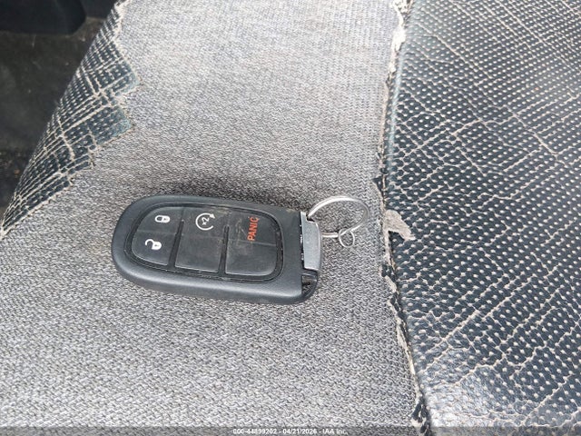 44899202 :رقم المزاد ، 3C6UR5FJ4EG315513 vin ، 2014 Ram 2500 Laramie مزاد بيع