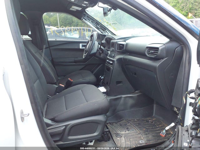 Ford Police Interceptor Utility 2022 1FM5K8AB7NGB52575 Image 5