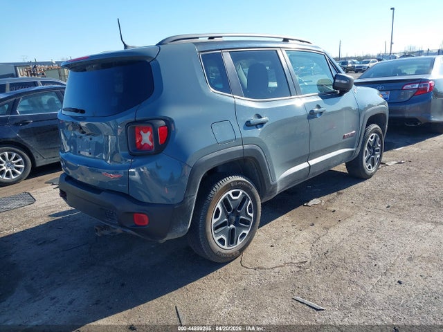 44899285 :رقم المزاد ، ZACCJBCT1FPB32313 vin ، 2015 Jeep Renegade Trailhawk مزاد بيع