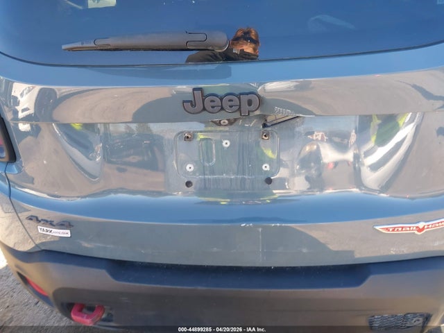 44899285 :رقم المزاد ، ZACCJBCT1FPB32313 vin ، 2015 Jeep Renegade Trailhawk مزاد بيع