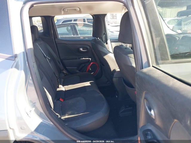 44899285 :رقم المزاد ، ZACCJBCT1FPB32313 vin ، 2015 Jeep Renegade Trailhawk مزاد بيع