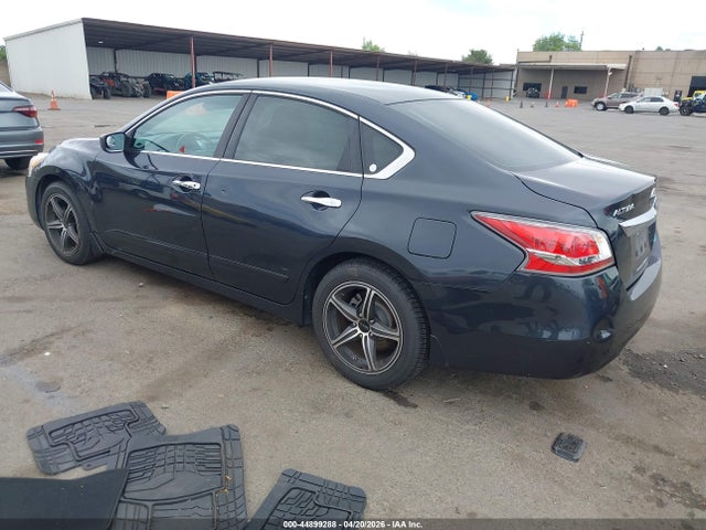 Nissan Altima 2.5 S 2014 1N4AL3AP2EC134299 Image 3