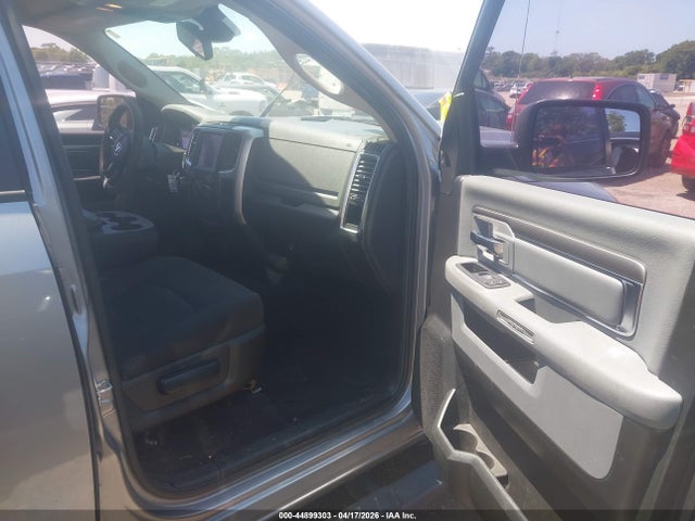 44899303 :رقم المزاد ، 1C6RR6GGXKS669975 vin ، 2019 Ram 1500 Classic Warlock  4x2 6'4 Box مزاد بيع
