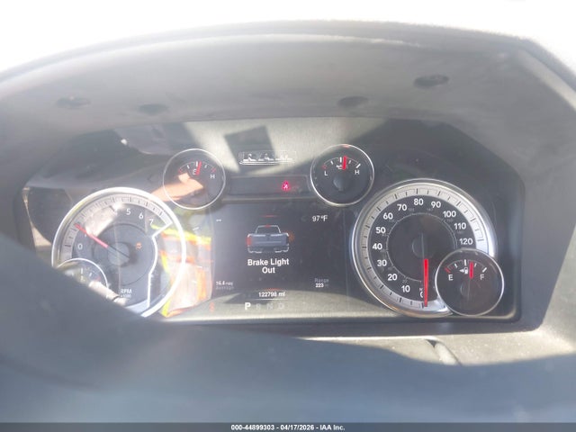 44899303 :رقم المزاد ، 1C6RR6GGXKS669975 vin ، 2019 Ram 1500 Classic Warlock  4x2 6'4 Box مزاد بيع