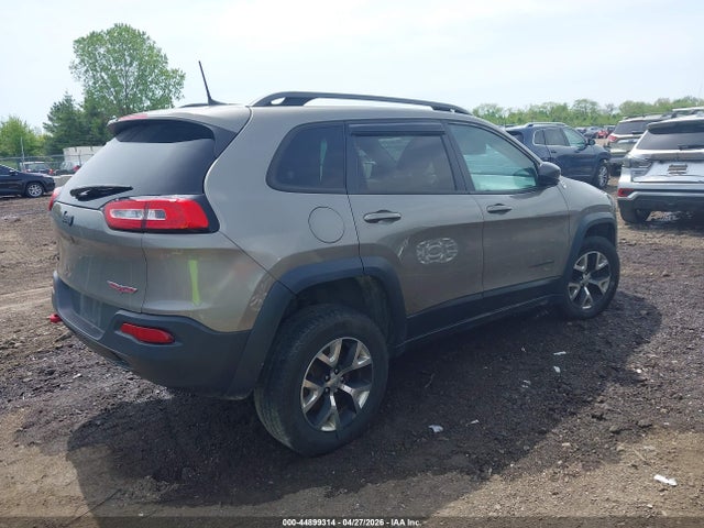 2016 Jeep Cherokee Trailhawk მანქანა იყიდება აუქციონზე, vin: 1C4PJMBB5GW301405, აუქციონის ნომერი: 44899314