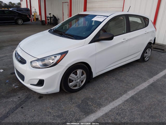 2013 Hyundai Accent Gs მანქანა იყიდება აუქციონზე, vin: KMHCT5AE6DU118852, აუქციონის ნომერი: 44899324