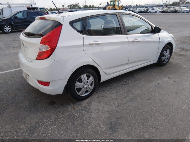 2013 Hyundai Accent Gs მანქანა იყიდება აუქციონზე, vin: KMHCT5AE6DU118852, აუქციონის ნომერი: 44899324