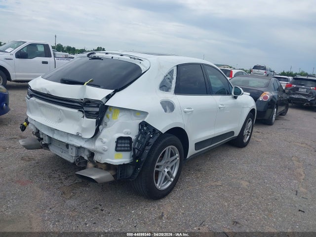 Auction sale of the 2019 Porsche Macan, vin: WP1AA2A57KLB06906, lot number: 44899340
