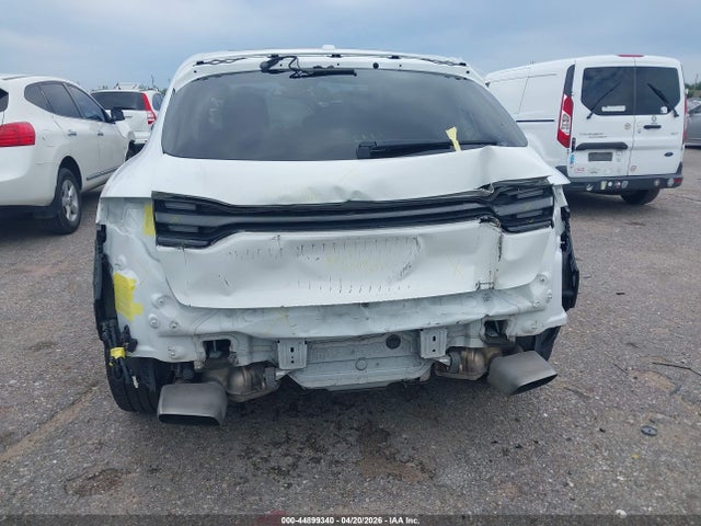 Auction sale of the 2019 Porsche Macan, vin: WP1AA2A57KLB06906, lot number: 44899340