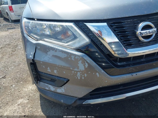 2017 Nissan Rogue Sv მანქანა იყიდება აუქციონზე, vin: KNMAT2MV5HP530402, აუქციონის ნომერი: 44899352