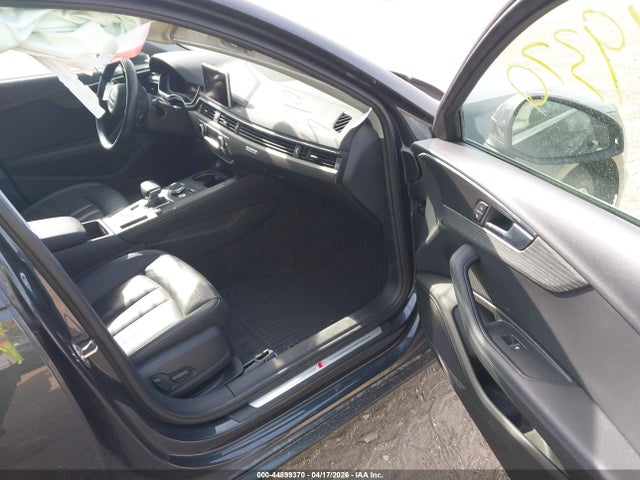 Продаж на аукціоні авто 2019 Audi A4 45 Premium, vin: WAUENAF49KA016053, номер лоту: 44899370