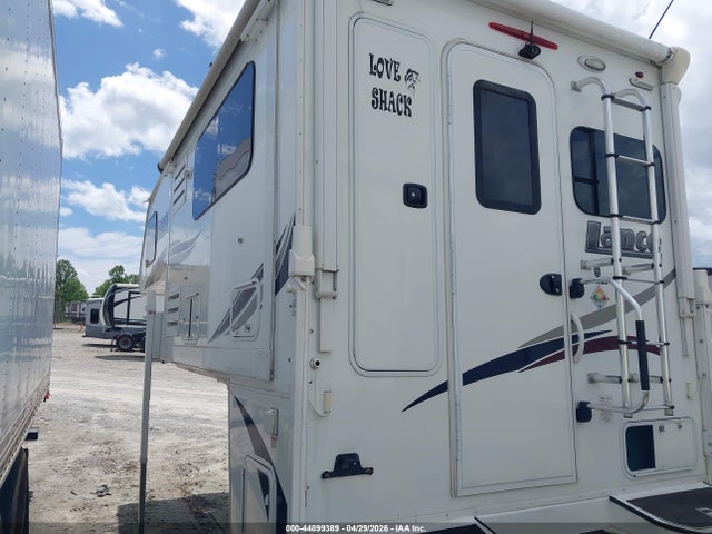 Lance Truck Camper 2019 176165 Image 3