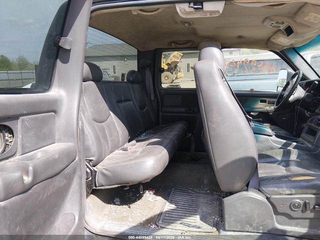 Auction sale of the 2003 Chevrolet Silverado 2500hd Lt, vin: 1GCHK29113E106548, lot number: 44899425