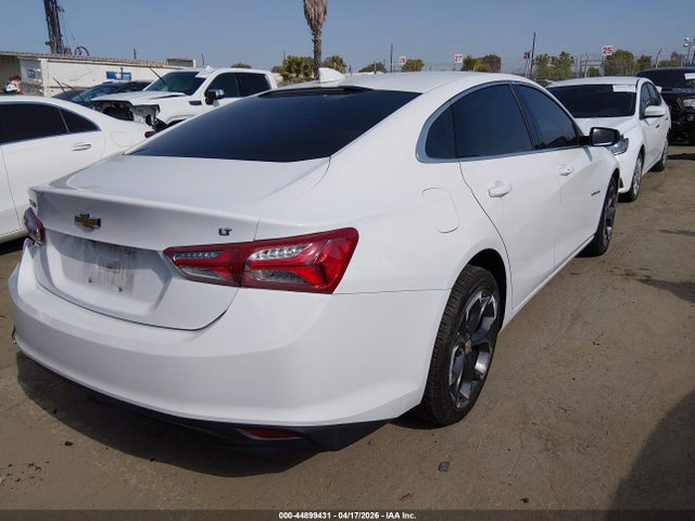 1G1ZD5STXNF131675 Chevrolet Malibu Fwd Lt