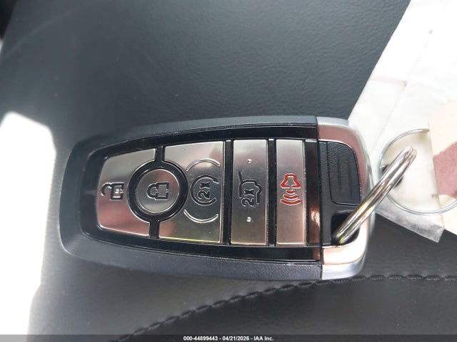 44899443 :رقم المزاد ، 1FMCU9JZ1SUA08697 vin ، 2025 Ford Escape Platinum مزاد بيع