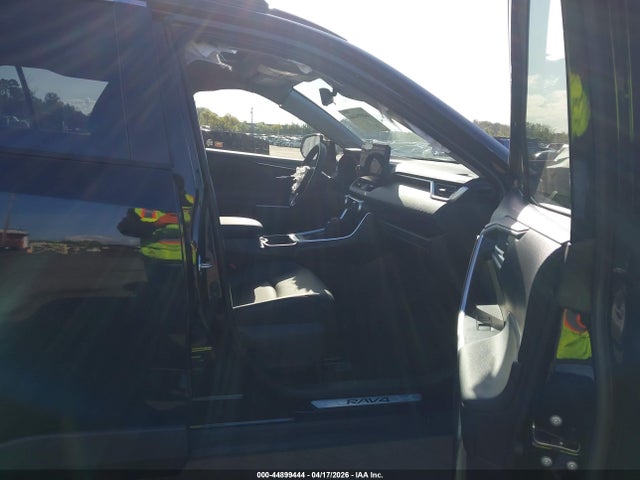 JTMA1RFV3SD117186 Toyota Rav4 Xle Premium