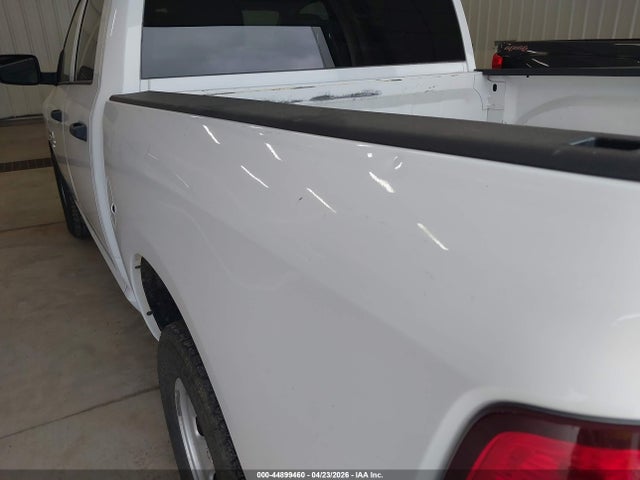 3C6RR7KG8MG663938 RAM 1500 Classic Tradesman 4x4 5&#039;7 Box