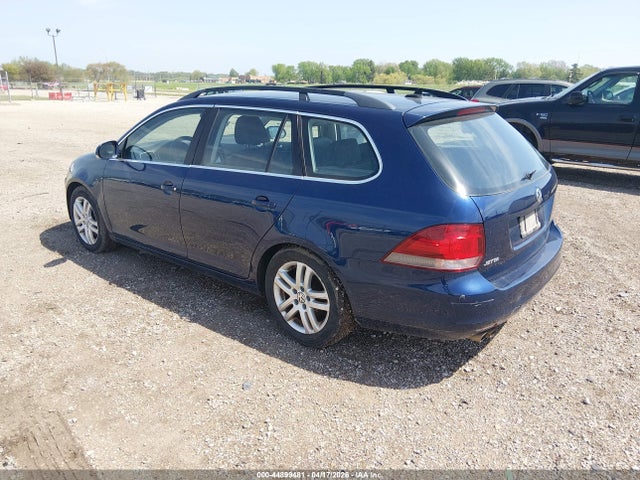 2011 Volkswagen Jetta Sportwagen 2.0l Tdi მანქანა იყიდება აუქციონზე, vin: 3VWPL7AJ2BM650578, აუქციონის ნომერი: 44899481