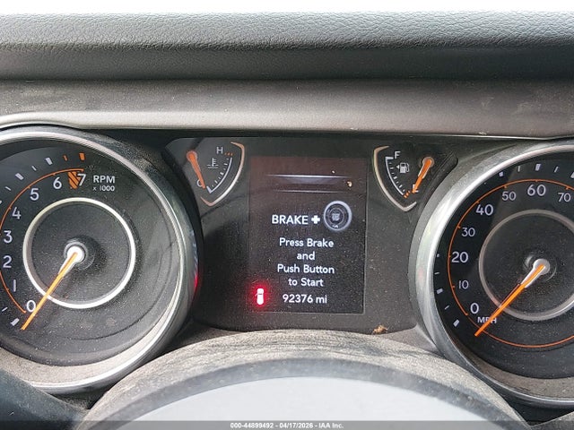 44899492 :رقم المزاد ، 1C4HJXDG2JW156619 vin ، 2018 Jeep Wrangler Unlimited Sport S 4x4 مزاد بيع