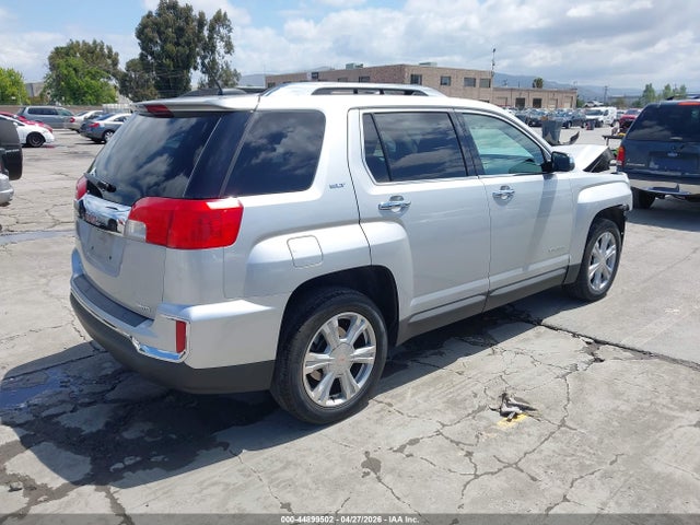 2GKFLUEK5H6104557 GMC Terrain Slt