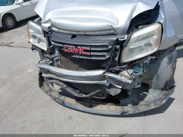 2GKFLUEK5H6104557 GMC Terrain Slt