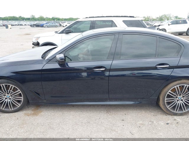 2017 Bmw 540i Xdrive მანქანა იყიდება აუქციონზე, vin: WBAJE7C31HG889461, აუქციონის ნომერი: 44899507